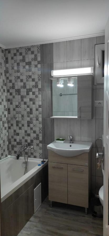 Calypso Rooms Făgăraş Exteriér fotografie