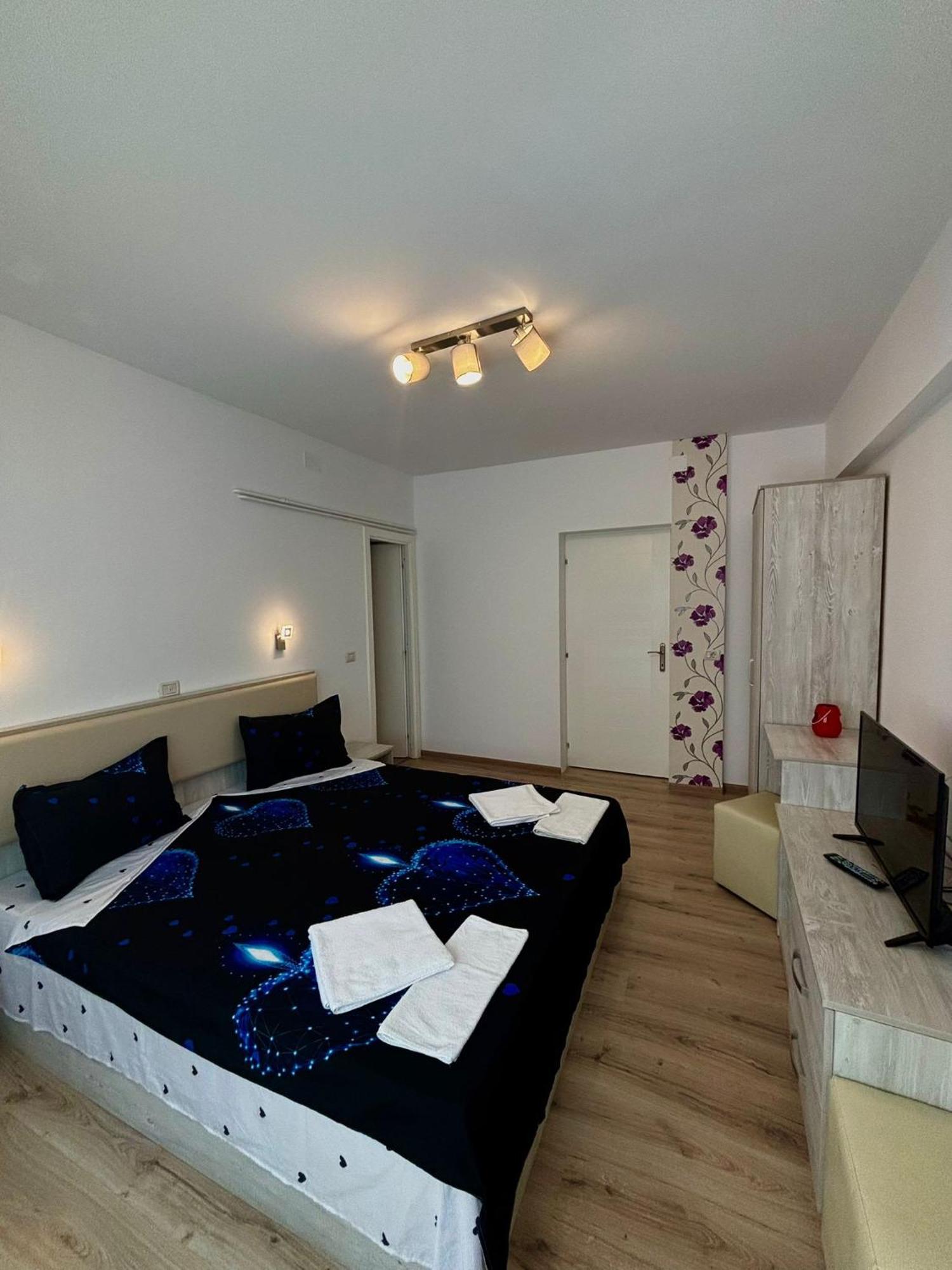 Calypso Rooms Făgăraş Exteriér fotografie